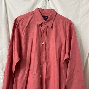 Untuckit medium shirt